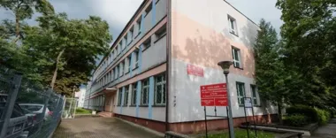 Cztery budynki i ponad 4 mln zł. Energetyczna modernizacja szkoły w Płocku